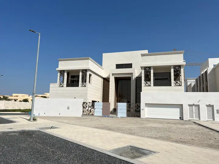 Al Qubaisi Villa